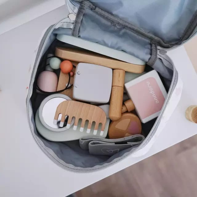 Alexa makeup Kit set